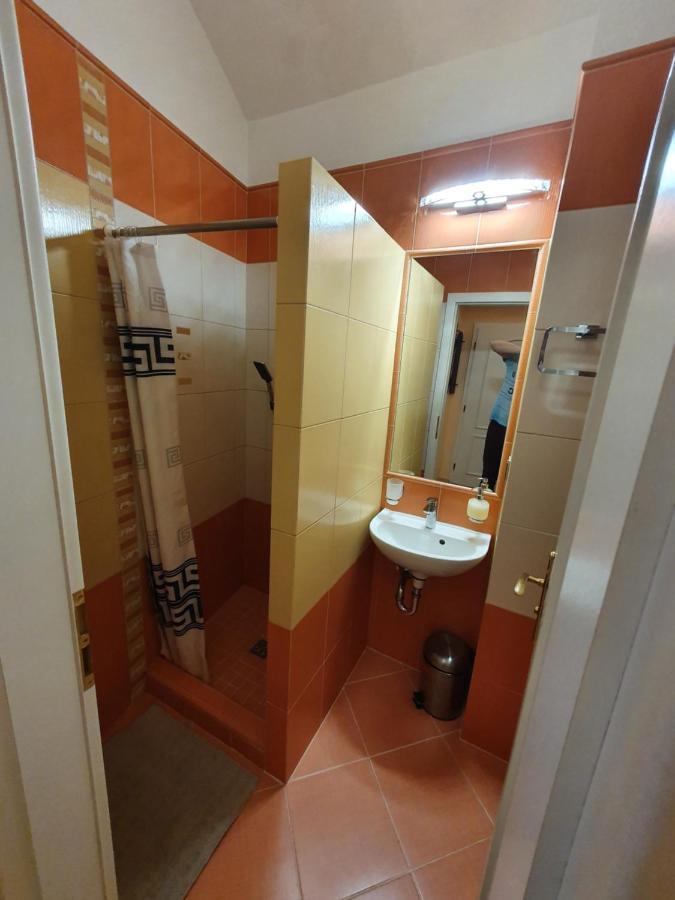 Evergreen Apartments Hotel カルロヴィ・ヴァリ エクステリア 写真